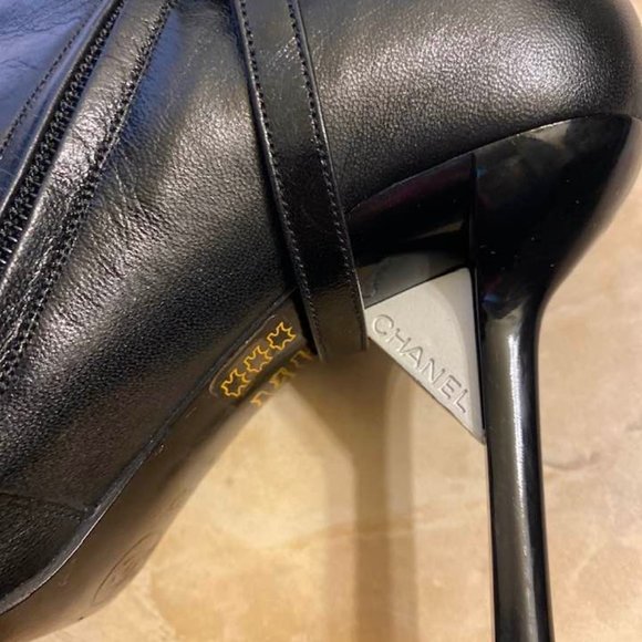 SOLD on EBAY! Auth. CHANEL BOOTS MADE in FRANCE Size 37 ALL LEATHER Boots - Picture 9 of 11